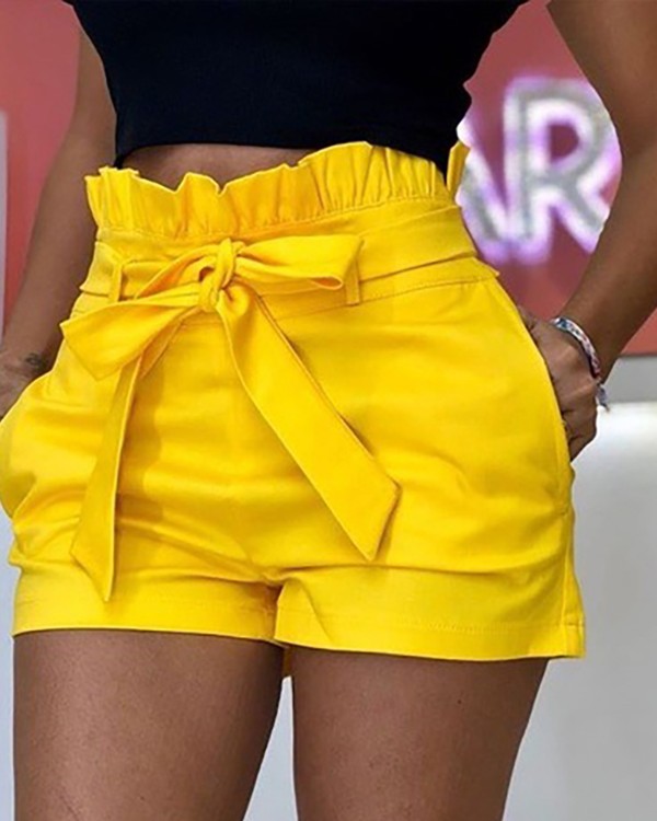 Frills High Waist Short Pants With Belt Frills High Waist Short Pants With Belt