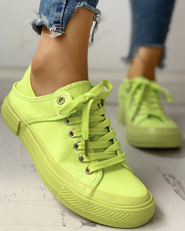 Solid Eyelet Lace-Up Casual Sneakers Solid Eyelet Lace-Up Casual Sneakers