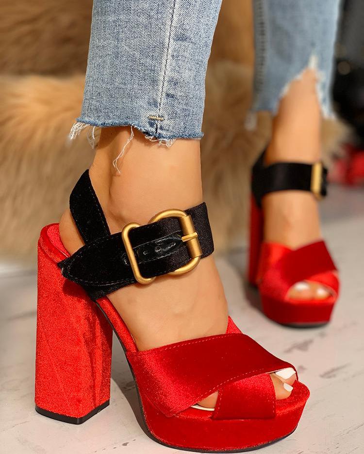 

Crisscross Buckle Chunky Heeled Sandals, Black&red