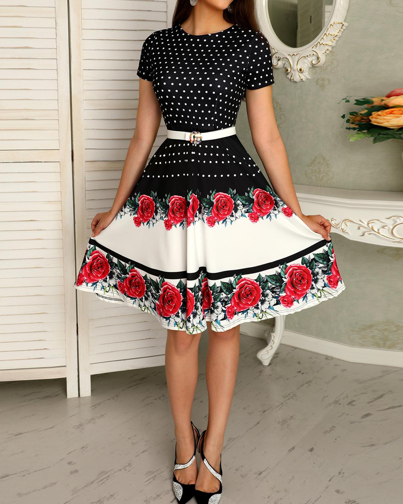

Floral & Dot Print Short Sleeve Pleated Dress, Black
