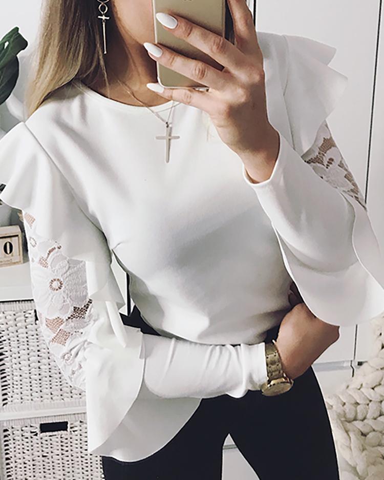 

Lace splicing Ruffles Sleeve Blouses