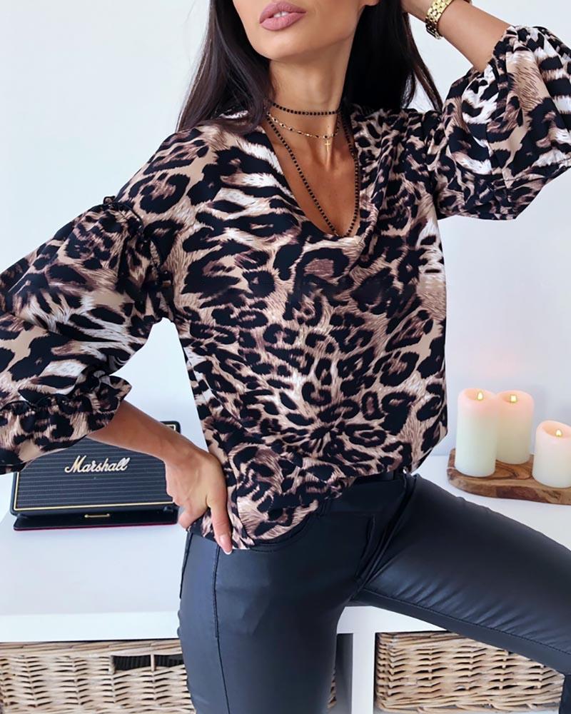 

V Neck Leopard Print Lantern Sleeve Blouse