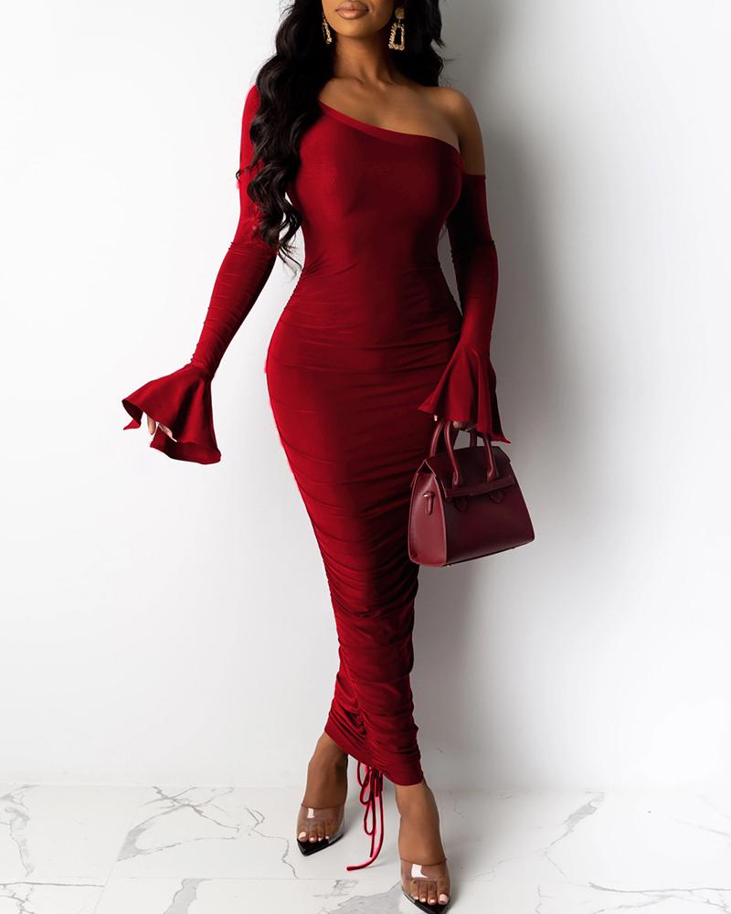 

Solid Bell Cuff One Shoulder Midi Dress, Wine red
