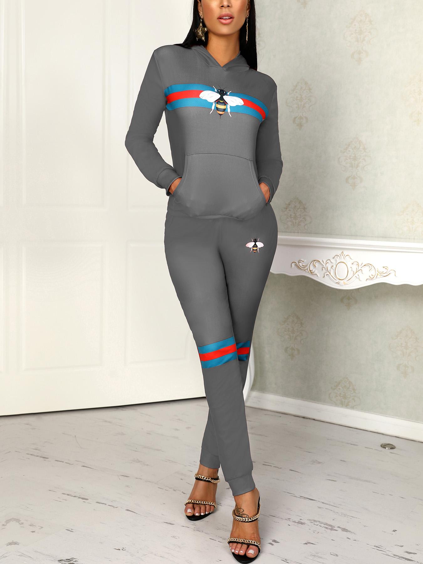 

Bee Print Stripes Detail Hooded Sweatshirt Sets