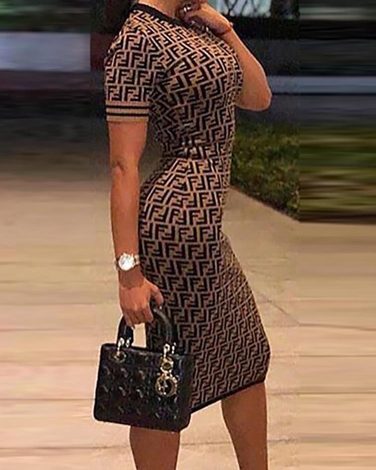 

F-Inspired Slit Back Bow Cuff Bodycon Dress