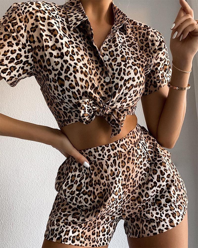 

Leopard Turn-down Collar Top Suit Sets