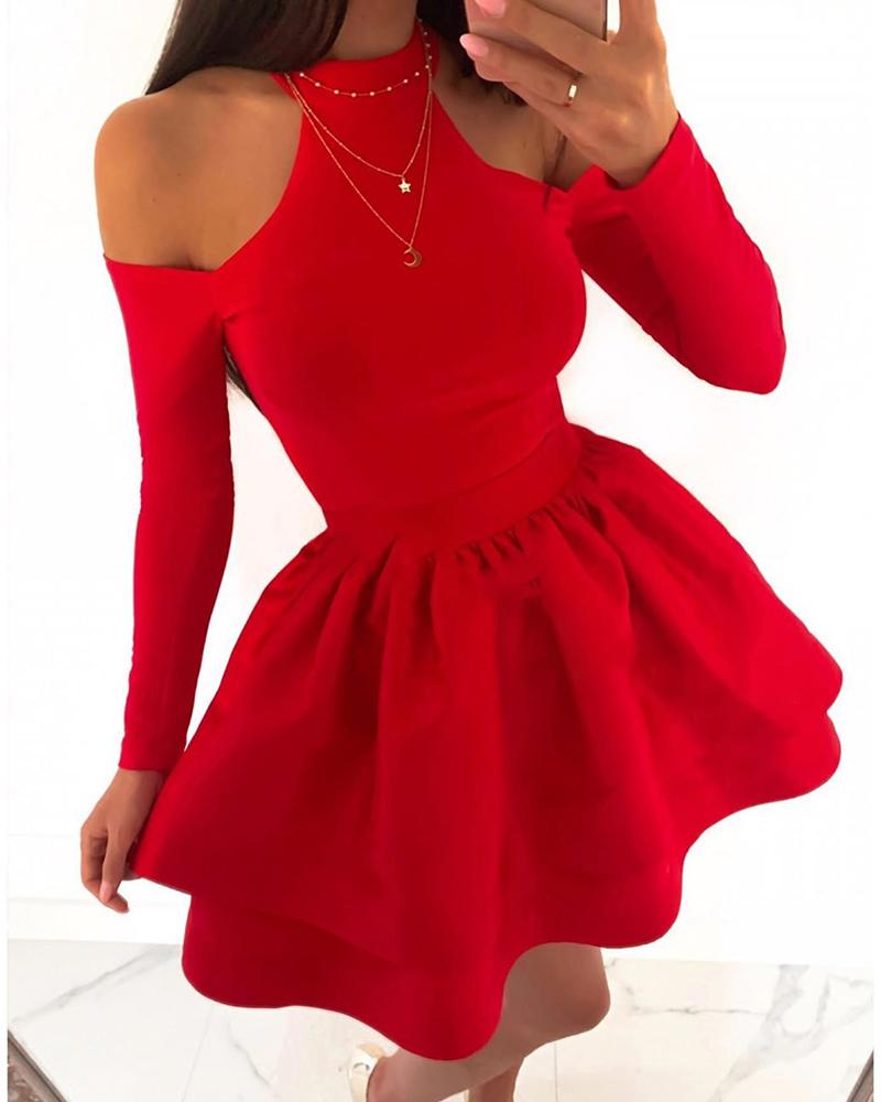 

Cold Shoulder Layered Ruffles Dress, Red