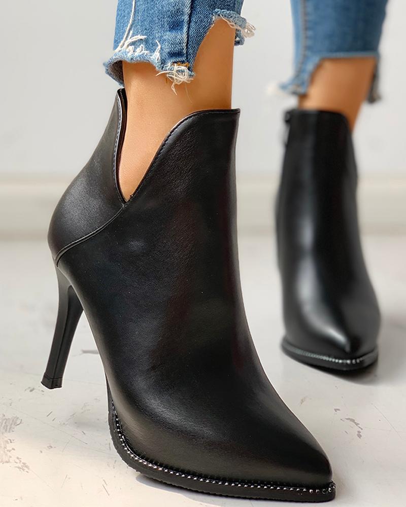 

Solid Pointed Top Cut Out Ankle Boots, Black