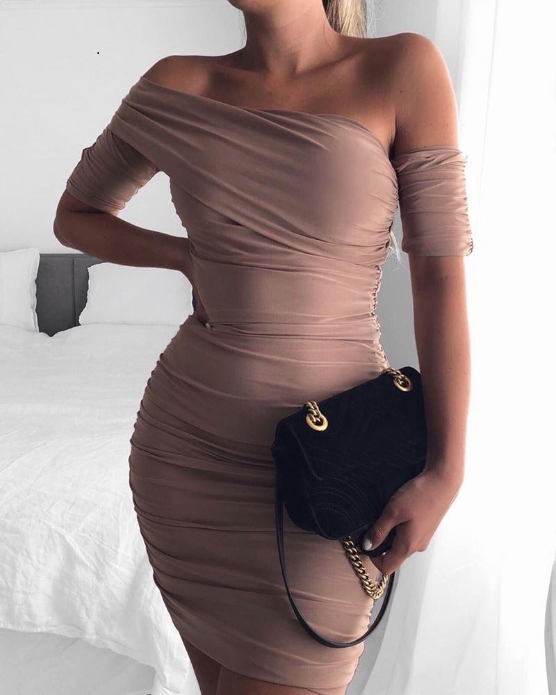 

Solid Off Shoulder Ruched Bodycon Dress, Khaki