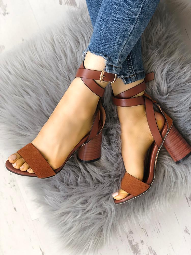 

Buckle Design Crisscross Chunky Sandals
