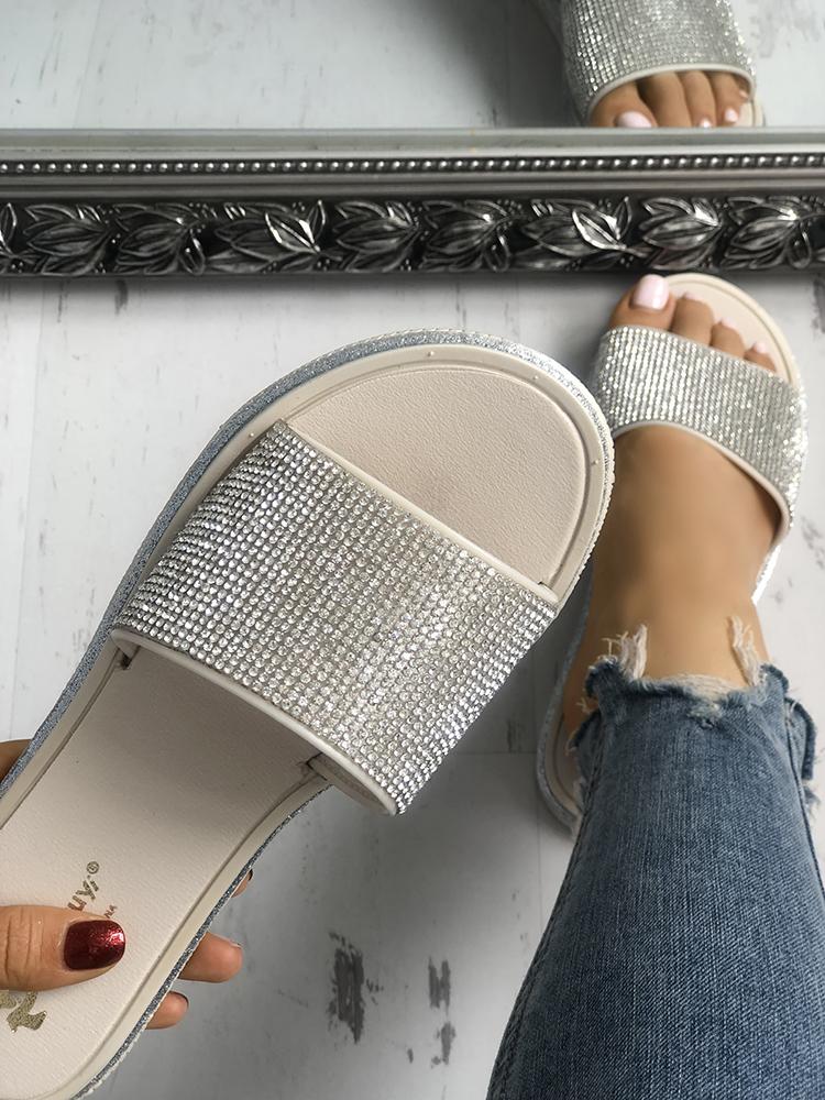 

Sequins Embellished Non-slip Slippers