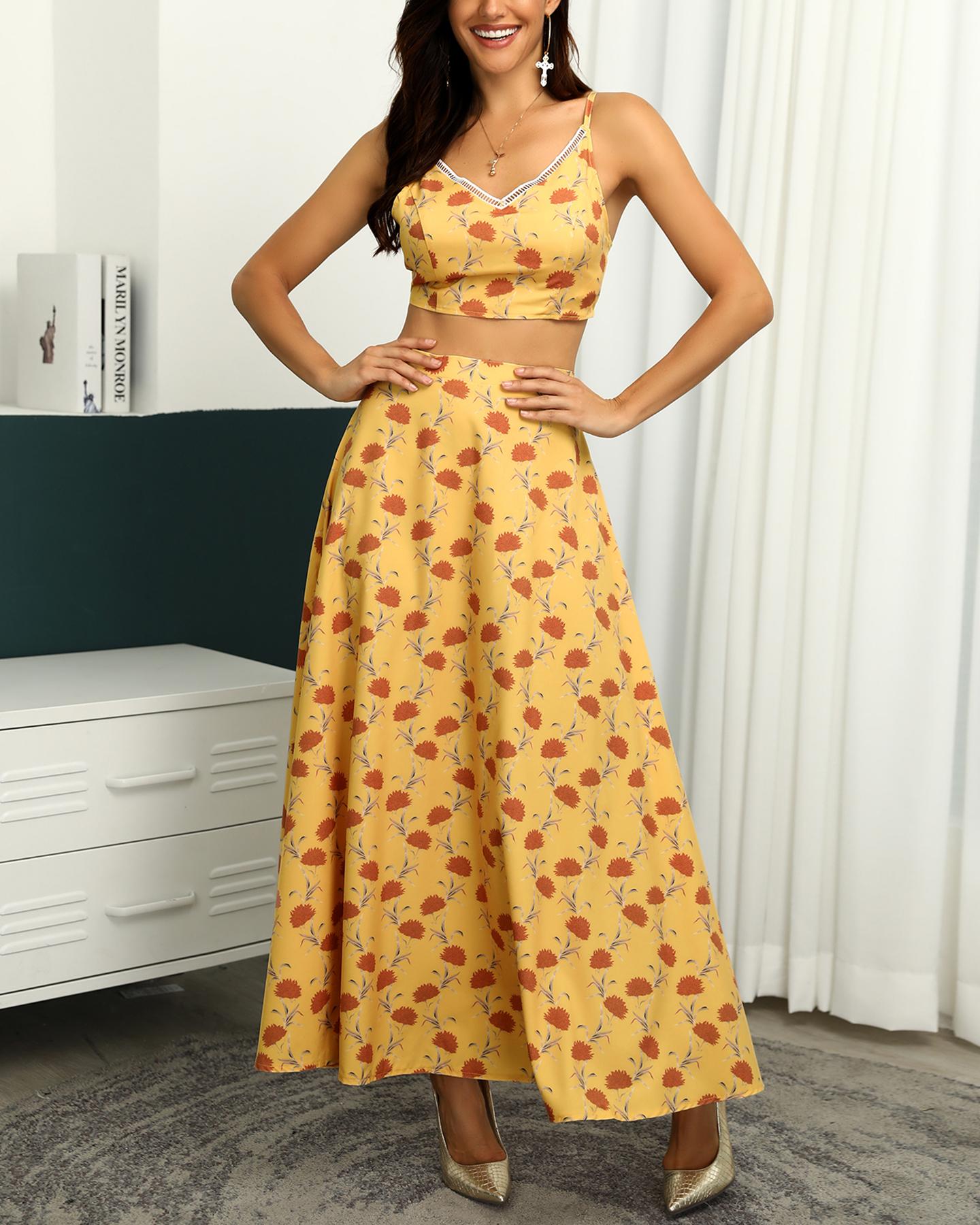 

Floral Print Cami Top & Thigh Slit Skirt Sets, Yellow