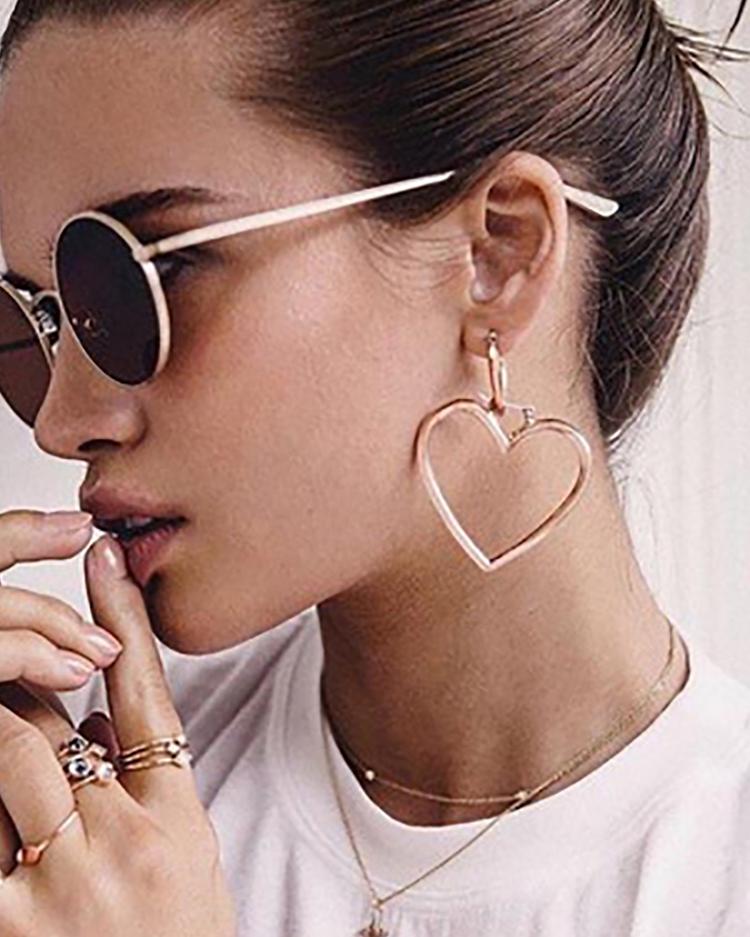 

Plated Double Heart Pattern Pierced Drop Earrings - Gold