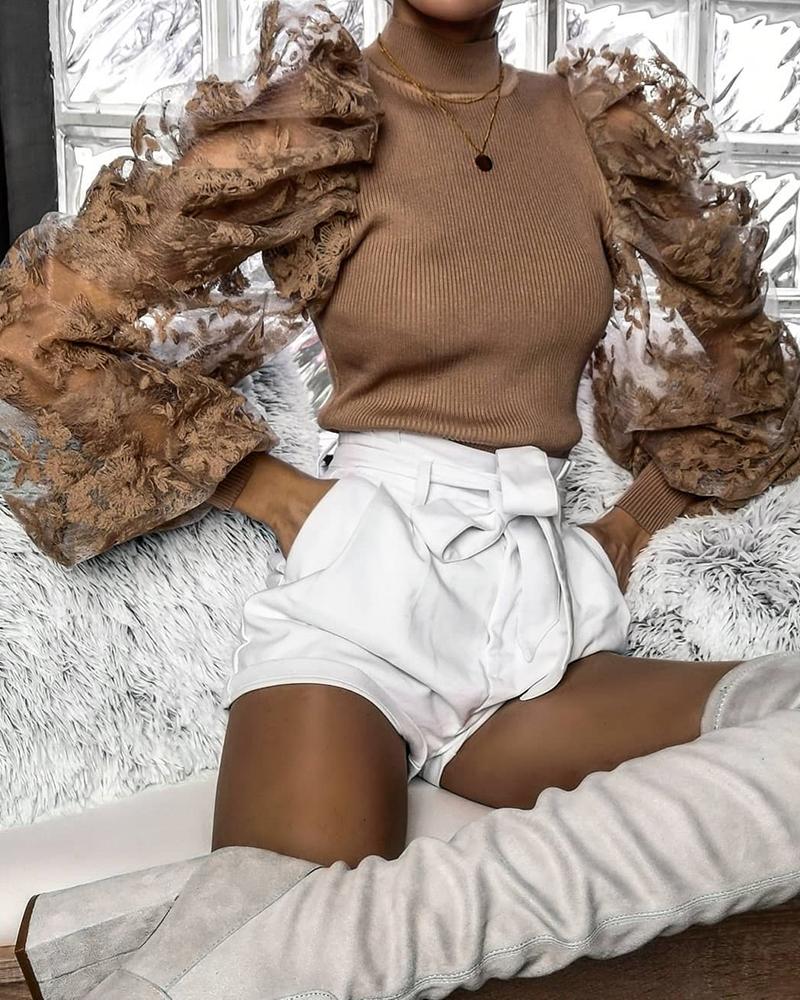 

Mesh Floral Embroidery Puffed Sleeve Ribbed Blouse, Brown