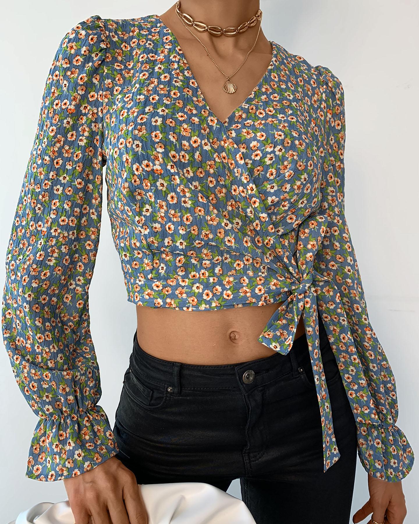 

Ditsy Floral Print Tied Detail Crop Top, Blue