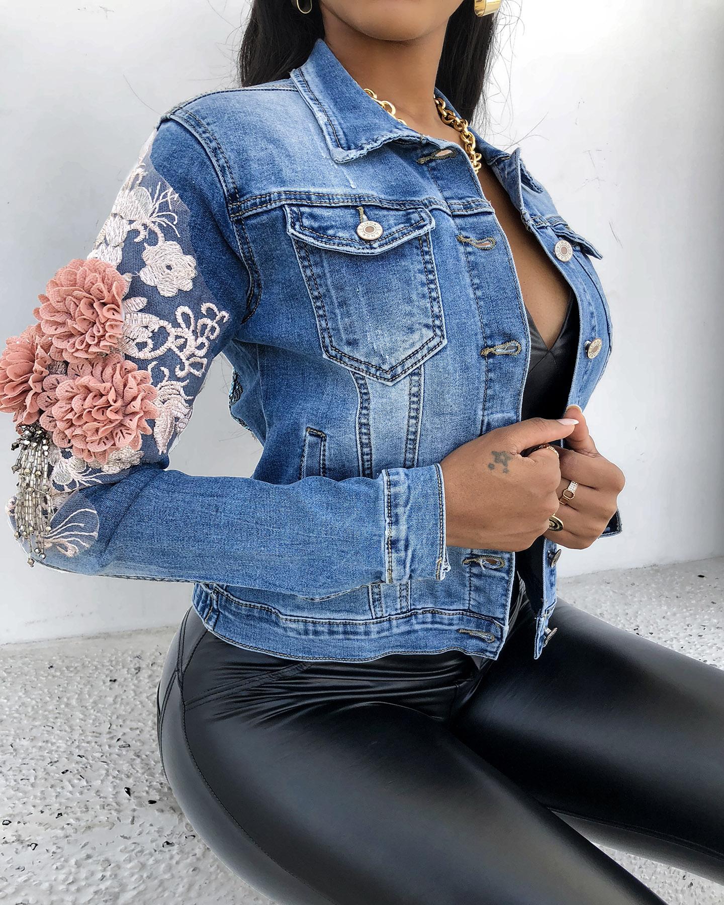 

Floral Decor Pocket Design Denim Jacket, Blue