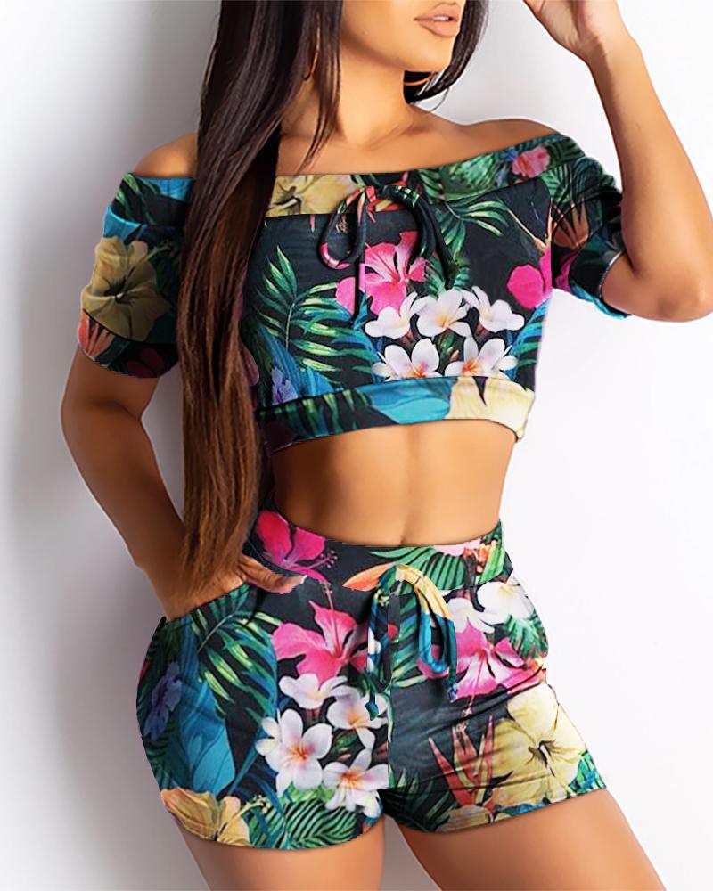 

Off Shoulder Tropical Print Top & Shorts Sets, Multicolor