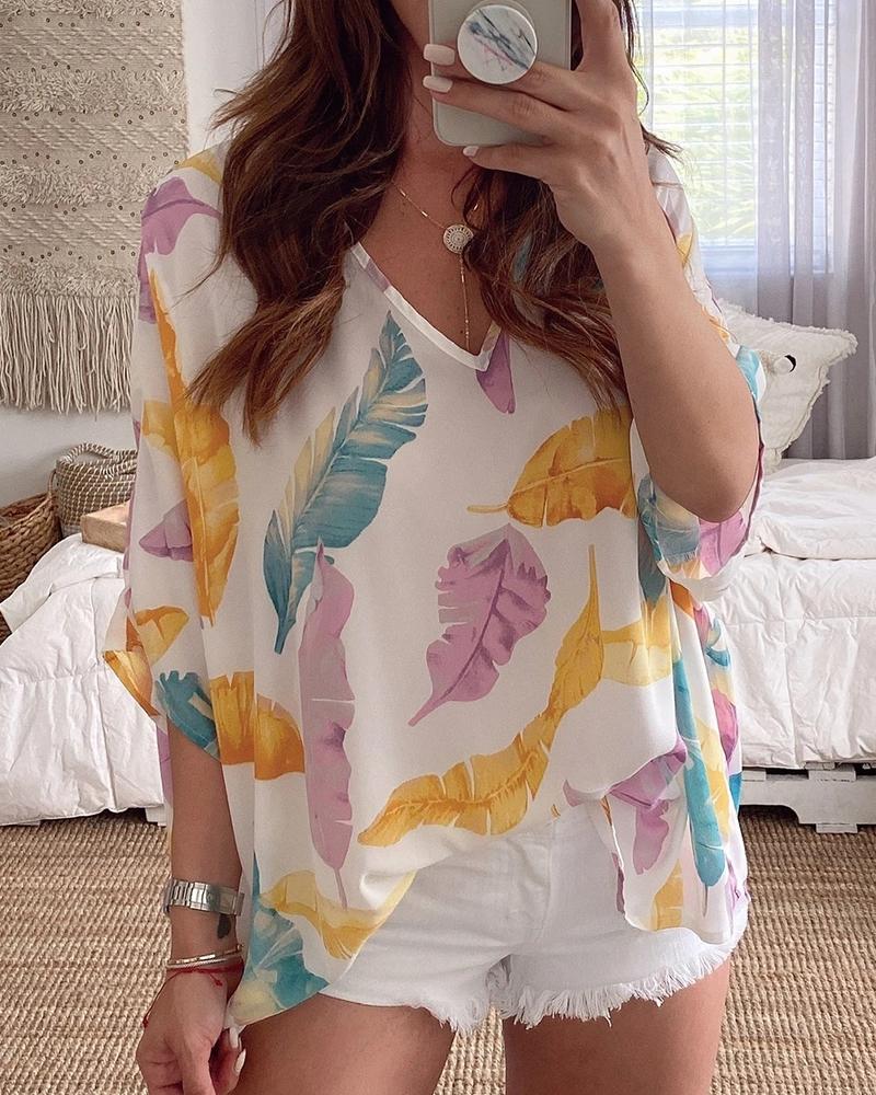 

V-neck Half Sleeve Leaf Print Blouse, White