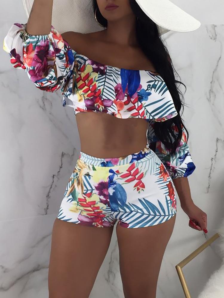 

Tropical Print Off Shoulder Crop Top & Shorts Sets
