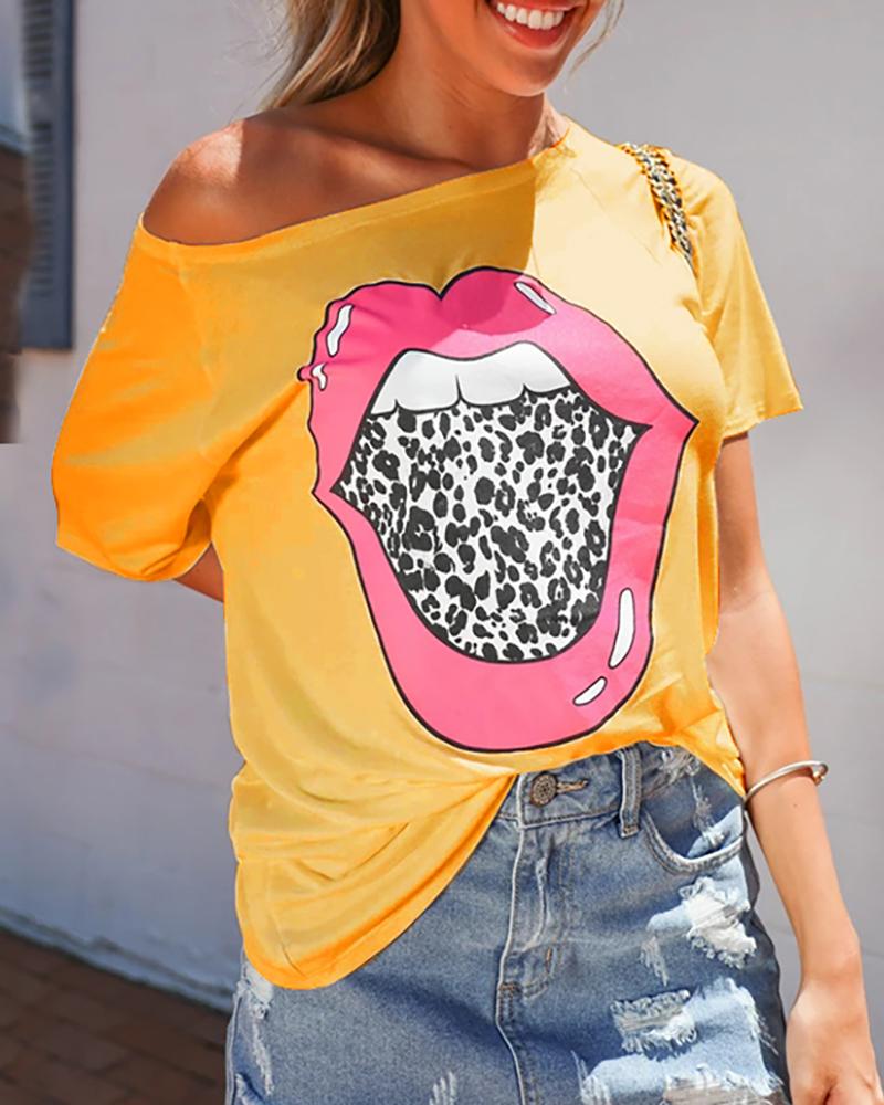 

Leopard Lip Print Short Sleeve T-shirt, Yellow
