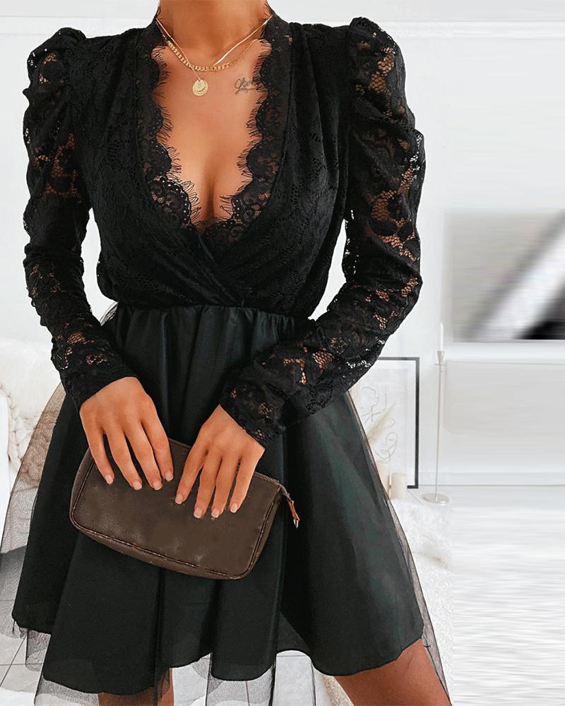 

Lace Trim Litte Black Dress