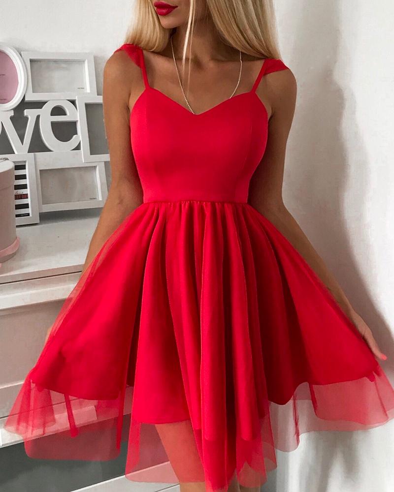 

Spaghetti Strap Layered Mesh Homecoming Dress, Red