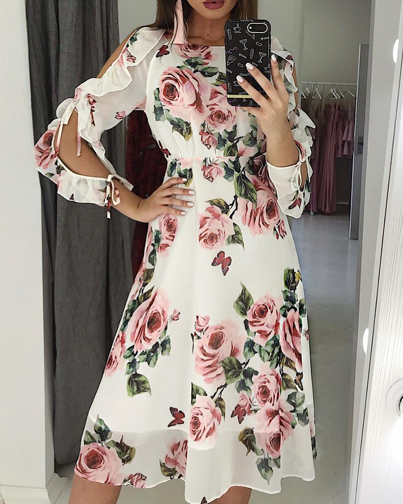 

Blooming Floral Print Ruffles Slit Sleeve Dress, White