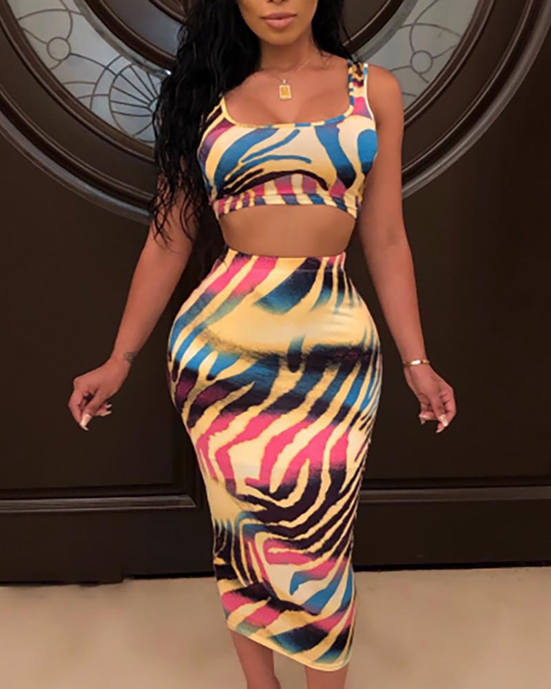 

Abstract Geo Print Crop Top And Midi Skirt Set, Yellow