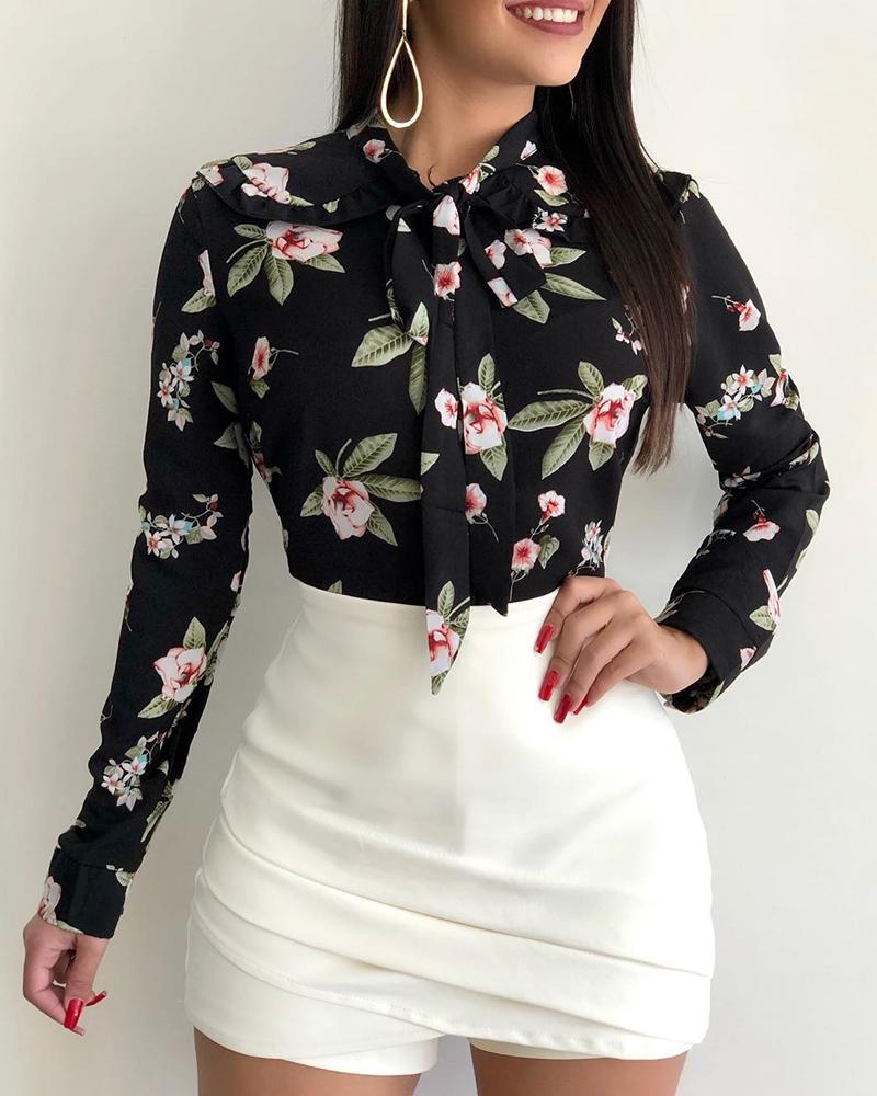 

Tied Neck Floral Print Ruffles Casual Blouse, Black
