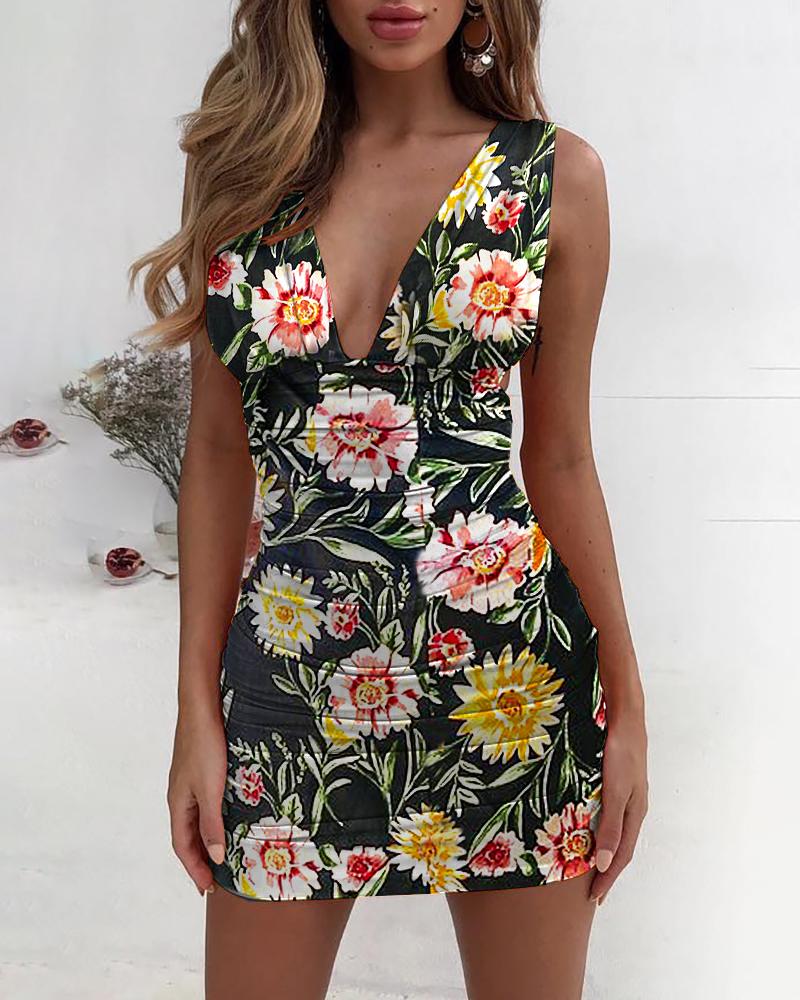 

Floral Print Plunge Ruched Bodycon Dress