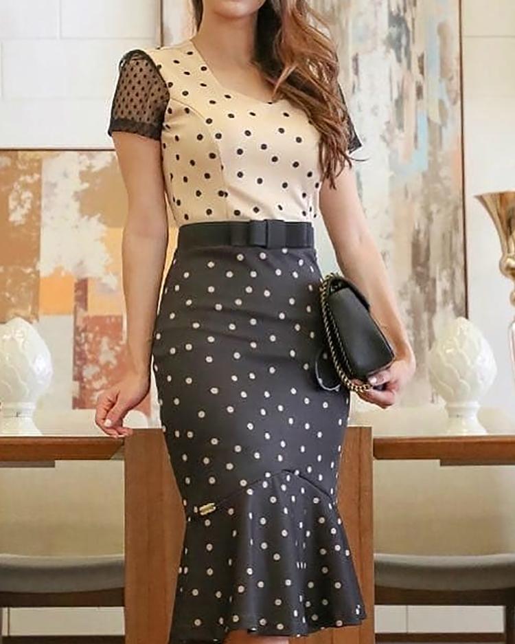 

Colorblock Polka Dot Pep Hem Bodycon Dress