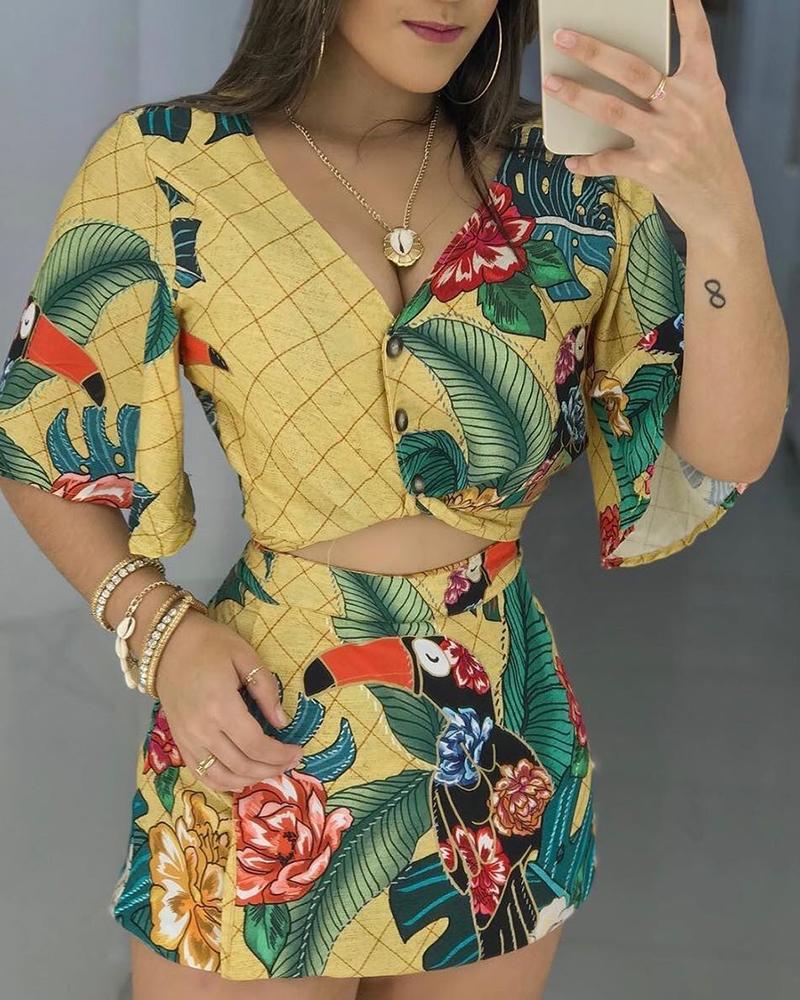 

Floral Print Buttoned Top & Culotte Short Set, Yellow