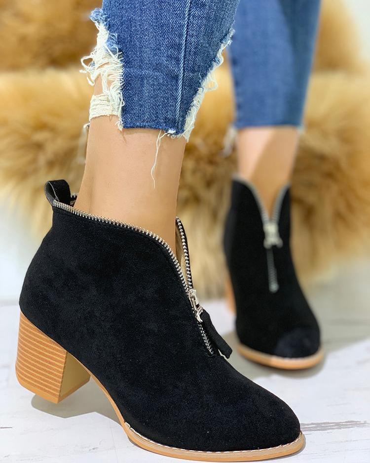 

Zipper Design Chunky Heeled Ankle Boot, Black