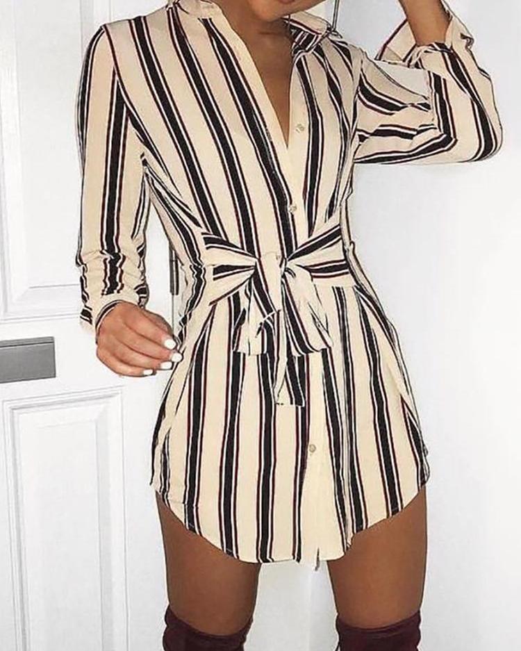 

Fashion Self-belt Stripe Print Casual Shirtdress, Beige