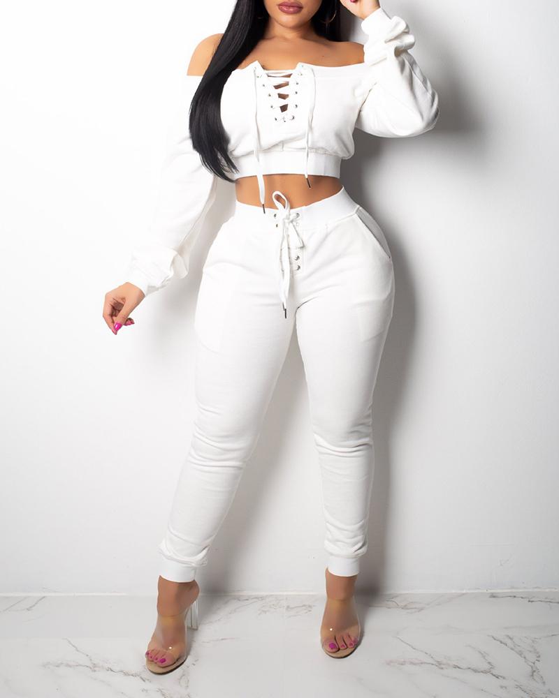 

Off Shoulder Eyelet Lace-up Blouse & Pants Set, White