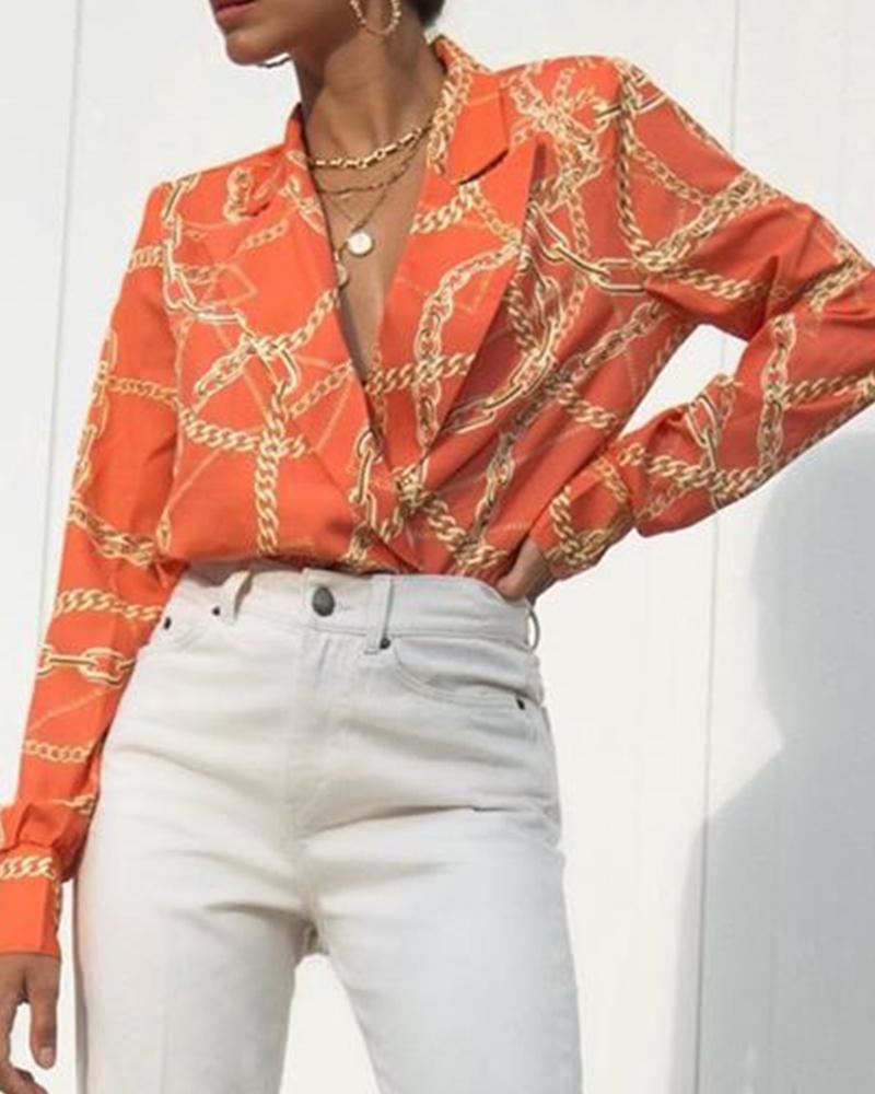 

Chain Print Deep V-neck Top