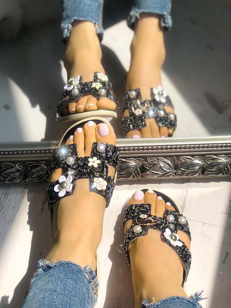 

Shiny Letter Inspired Cutout Non-slip Slippers, Black