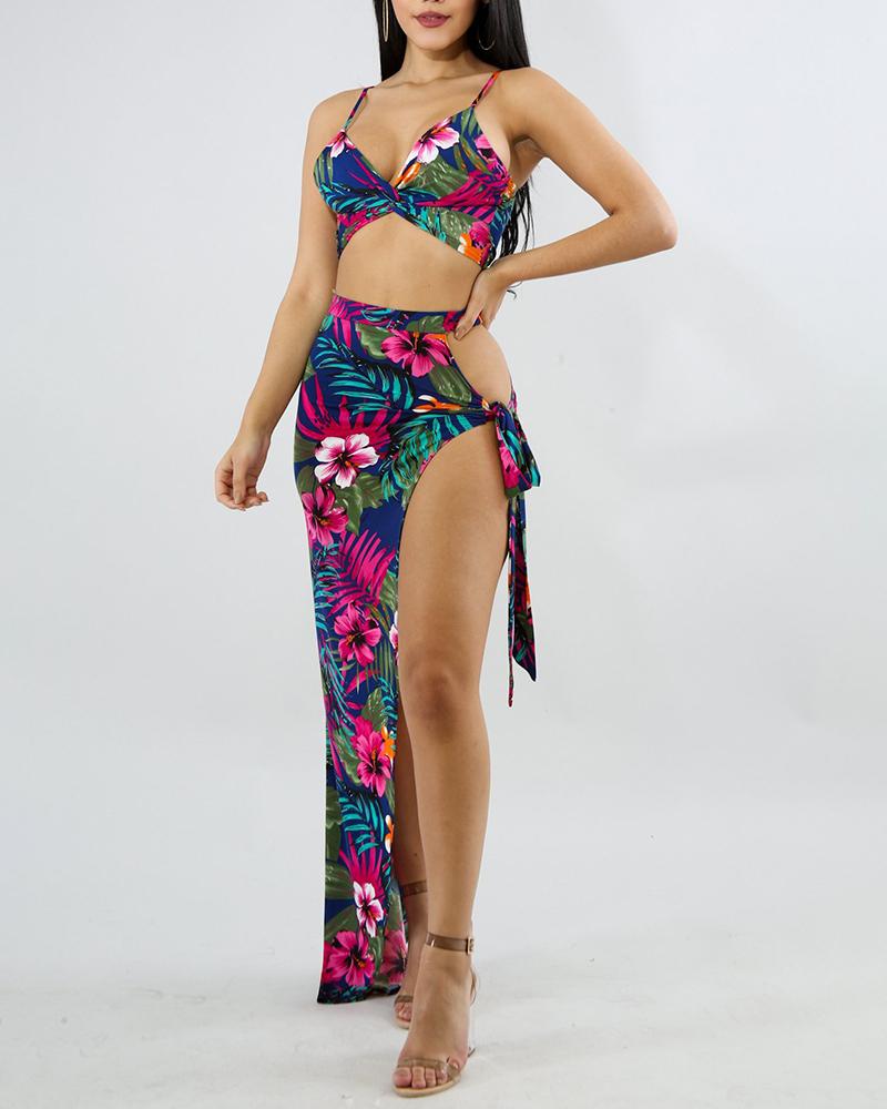 

Tropical Print Crop Top & Tied Skirt Set, Purple