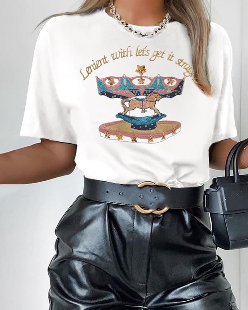 

Round Neck Embroidery Casual T-shirt, White