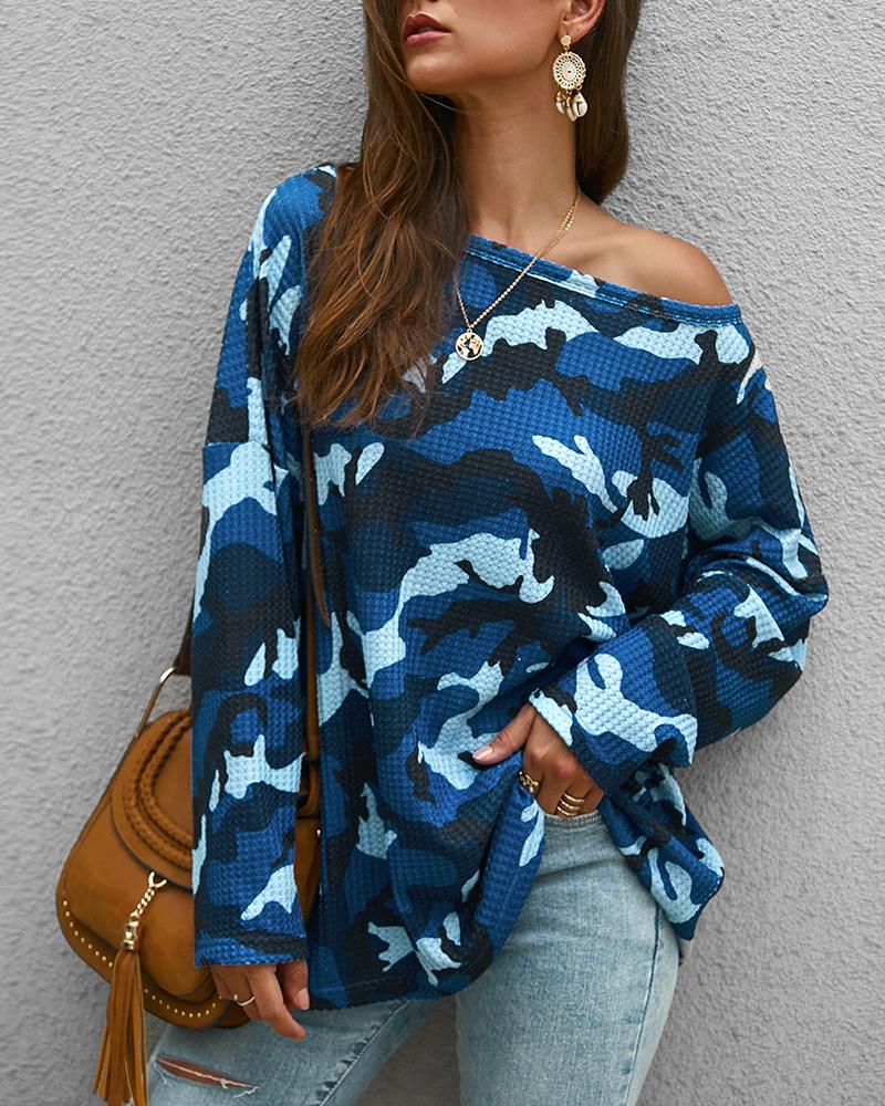 

Camouflage Print Long Sleeve Pullover, Blue