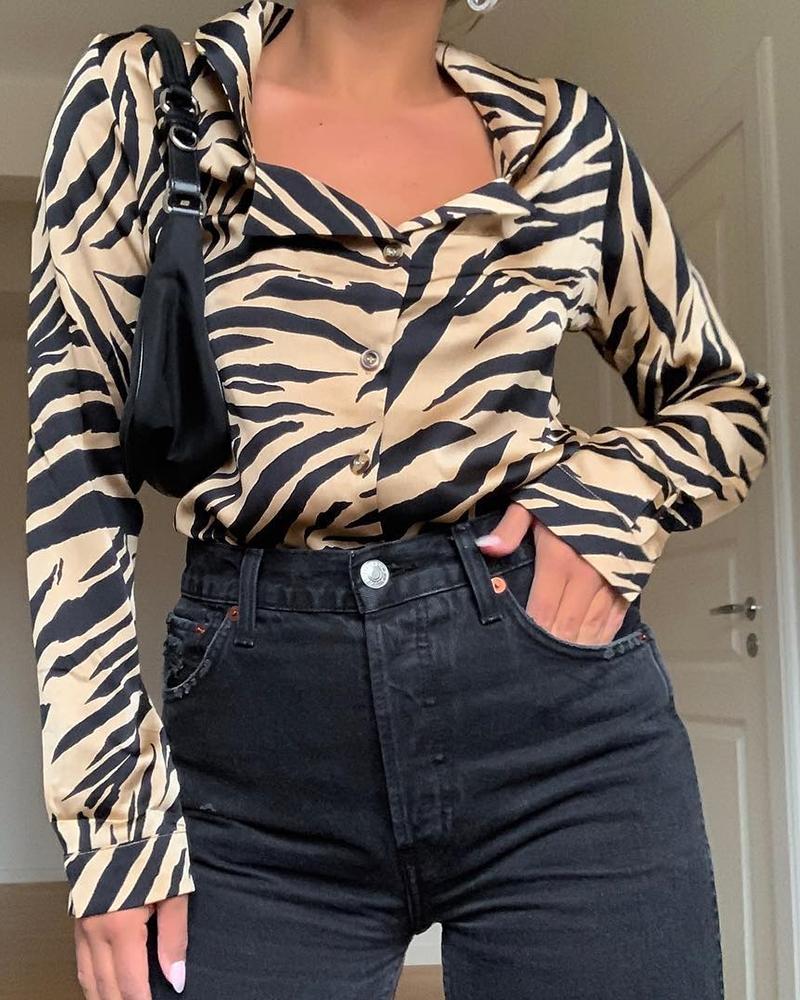 

Zebra Print Button Casual Shirt, Black