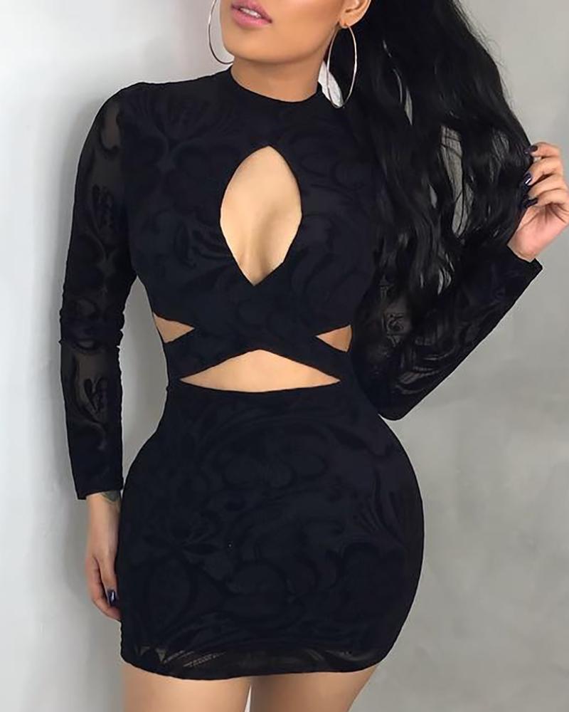 

Crisscross Design Cutout Bodycon Dress