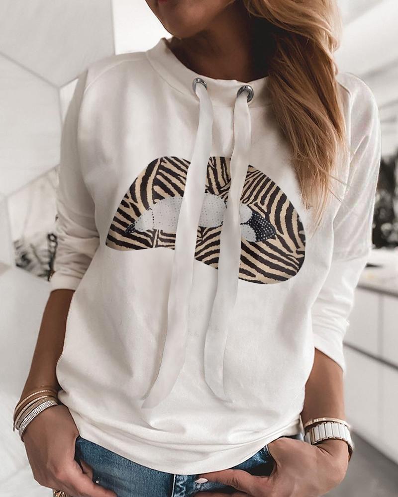 

Lip Pattern Drawstring Sweatshirt, White