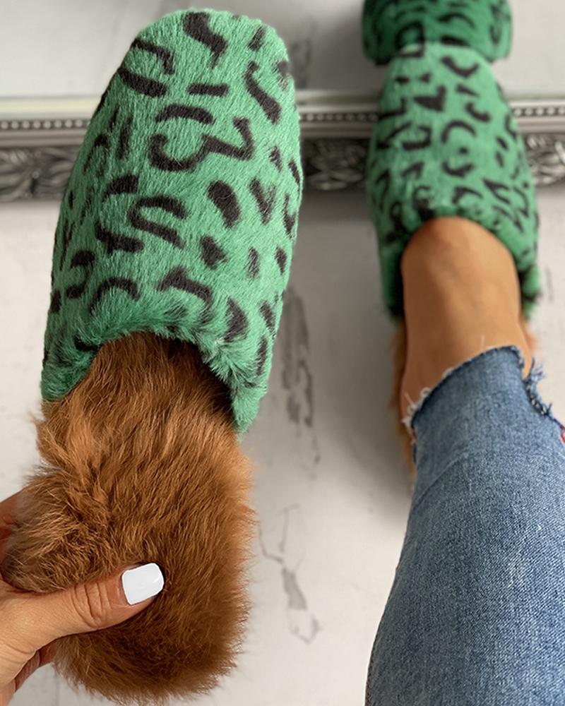 

Suede Leopard Print Fluffy Slip-On, Green