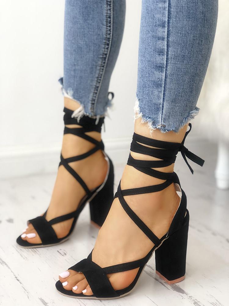 

Solid Strappy Chunky Heeled Sandals, Black