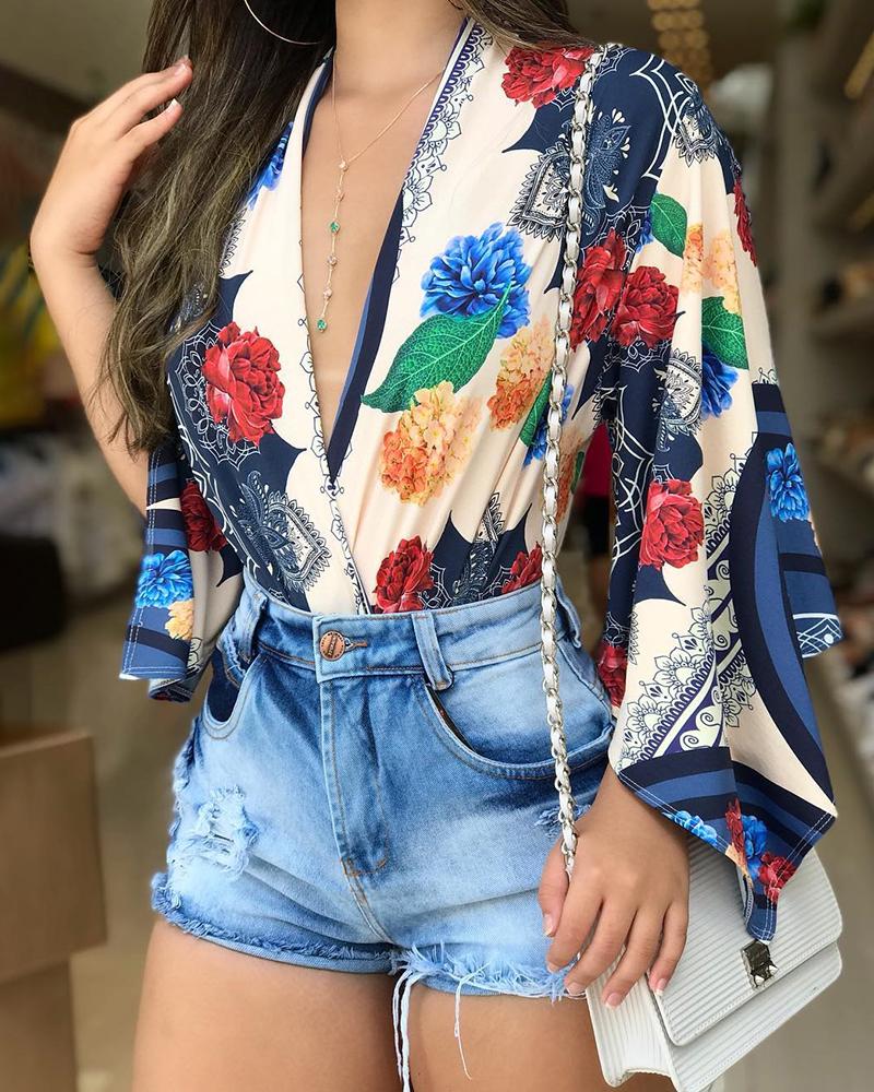 

Plunge Bell Sleeve Floral Print Bodysuit