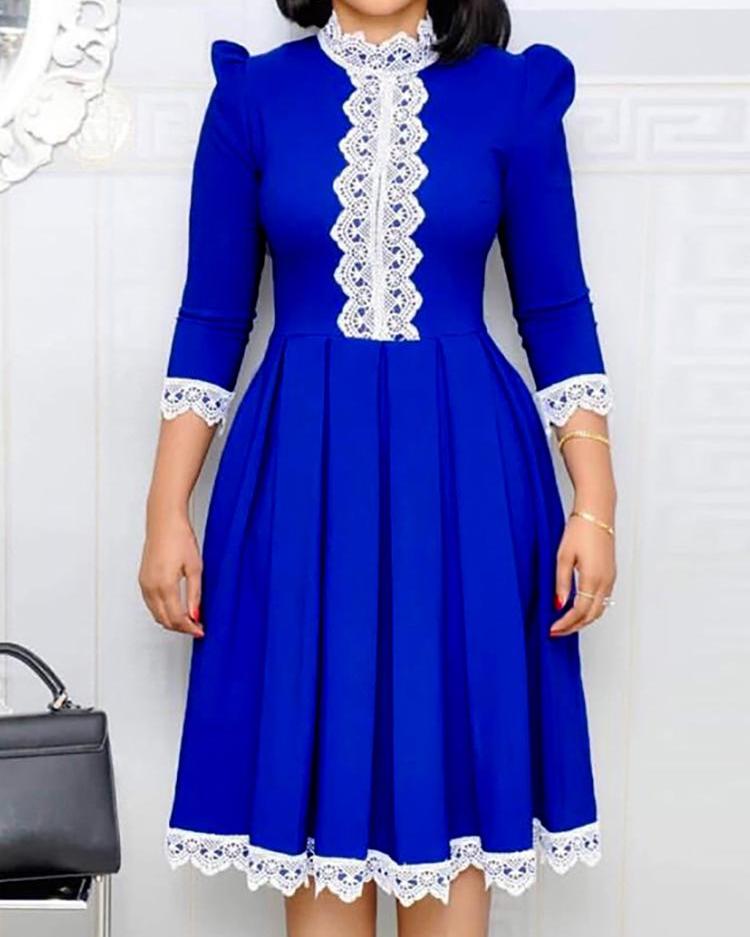 

Long Sleeve Lace Insert Pleated Dress, Blue