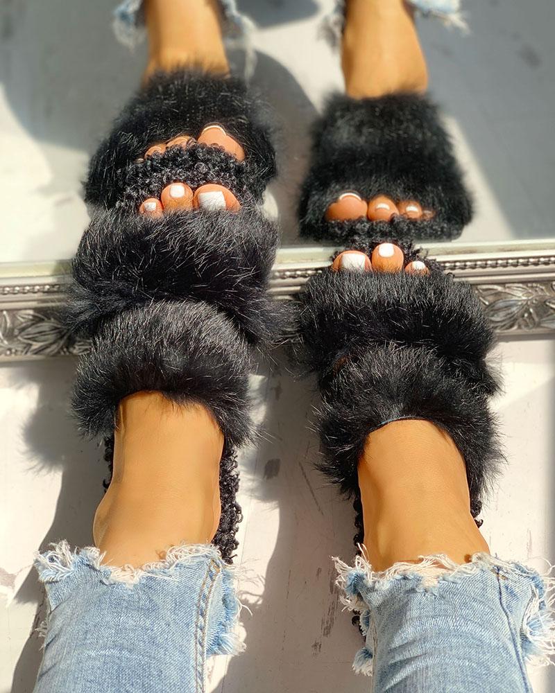 

Fluffy Hollow Out Casual Flat Sandals, Black