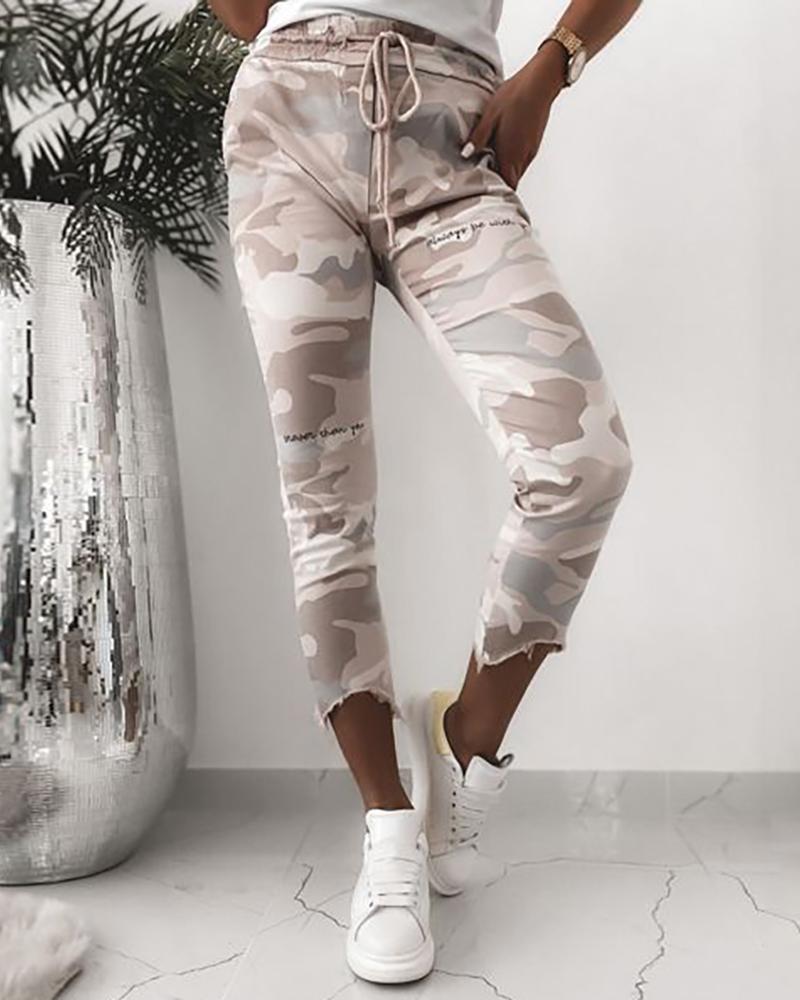 

Camouflage Letter Print Drawstring Cropped Pants, Camoflage