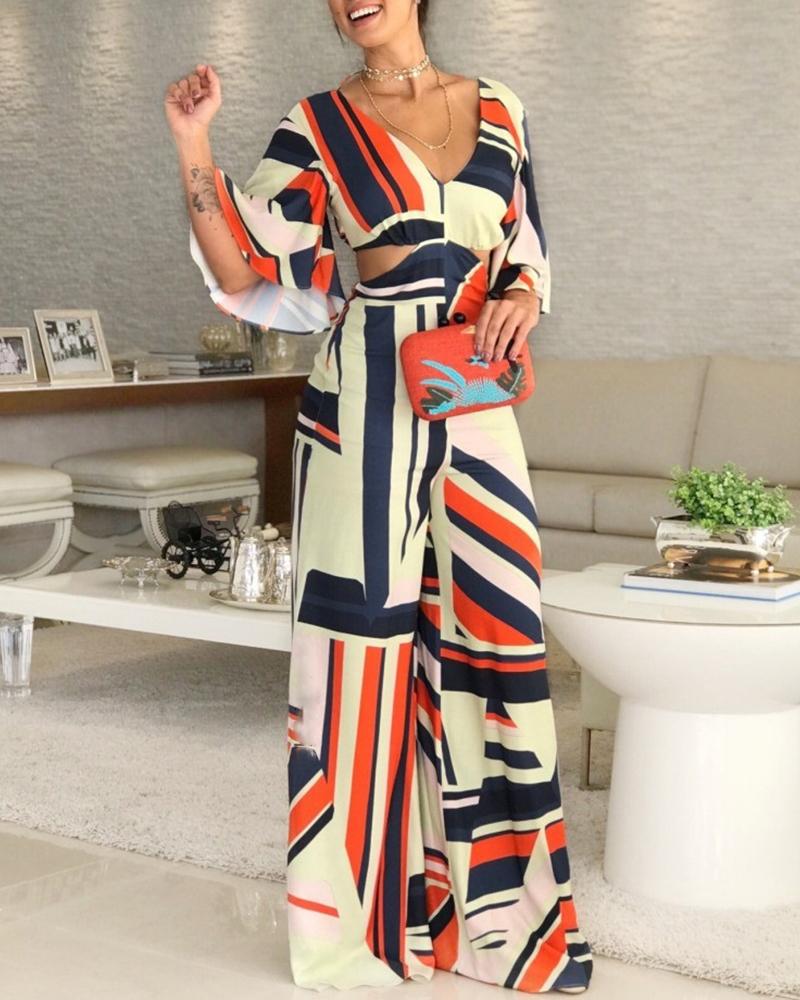 

Geo Print Bell Sleeve Wide Leg Jumpsuit